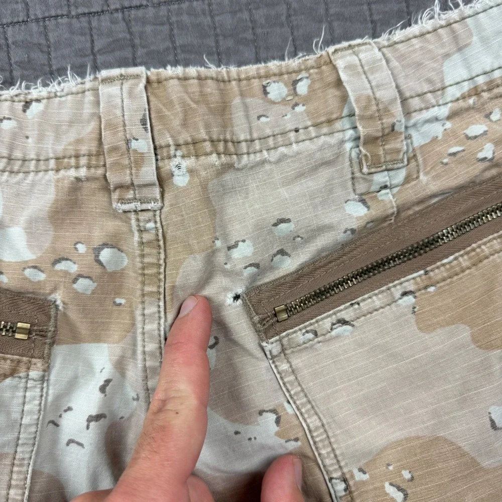 Y2K Mossimo Shorts Men 31 Chocolate Chip Camo Cargo Baggy 12